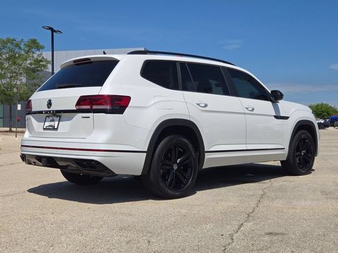 Used 2023 Volkswagen Atlas SEL R-Line AWD/4WD image 13