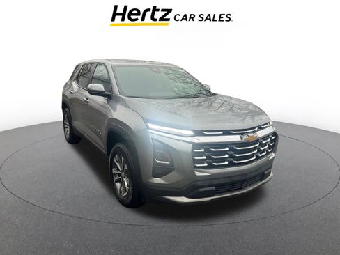Used 2025 Chevrolet Equinox LT image 1