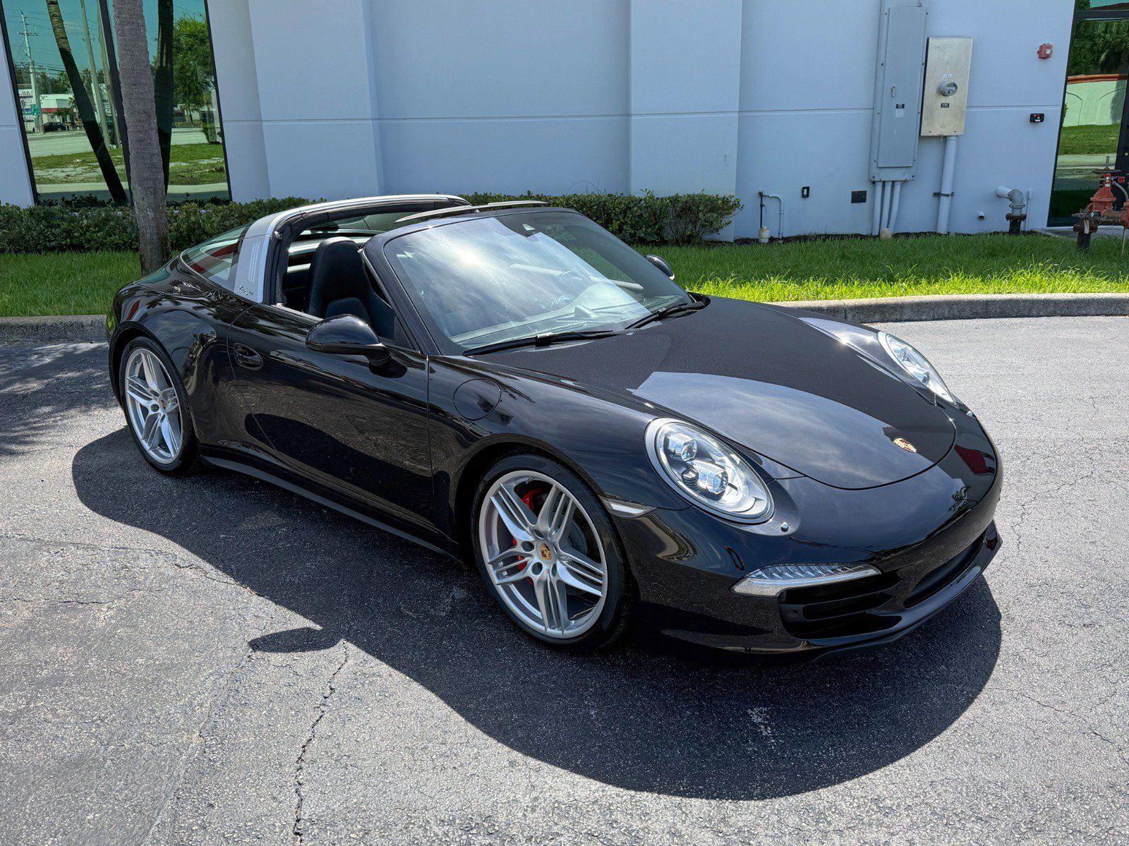 Used 2016 Porsche 911 Targa 4S AWD/4WD image 5
