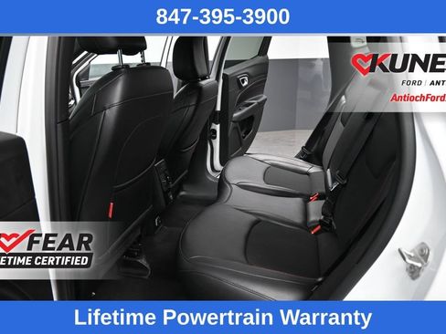 Used 2025 Jeep Compass Trailhawk AWD/4WD image 19