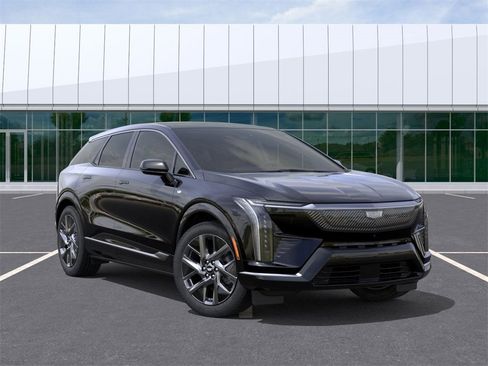 New 2025 Cadillac Optiq Luxury 1 image 7