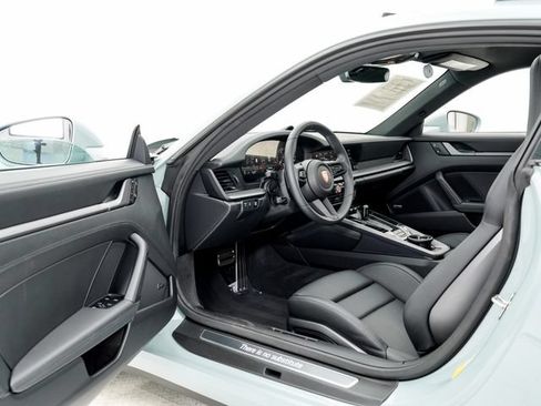 Certified 2026 Porsche 911 Carrera RWD image 7