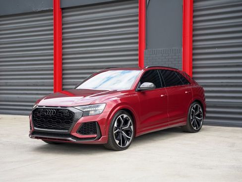 Used 2022 Audi RS Q8 w/ Carbon Optic Package AWD/4WD image 1