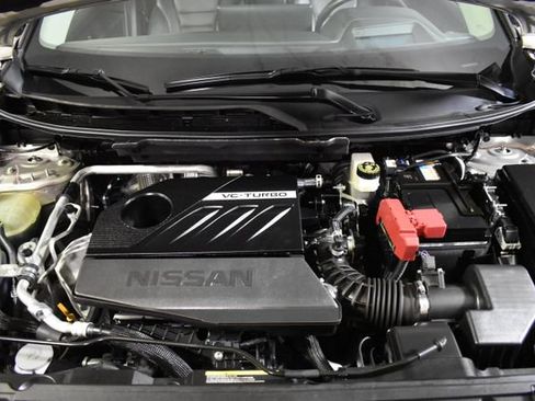 Certified 2025 Nissan Rogue SL w/ SL Premium Package AWD/4WD image 38