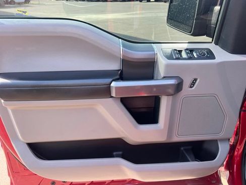 Used 2020 Ford F150 XLT w/ Equipment Group 302A Luxury AWD/4WD image 19