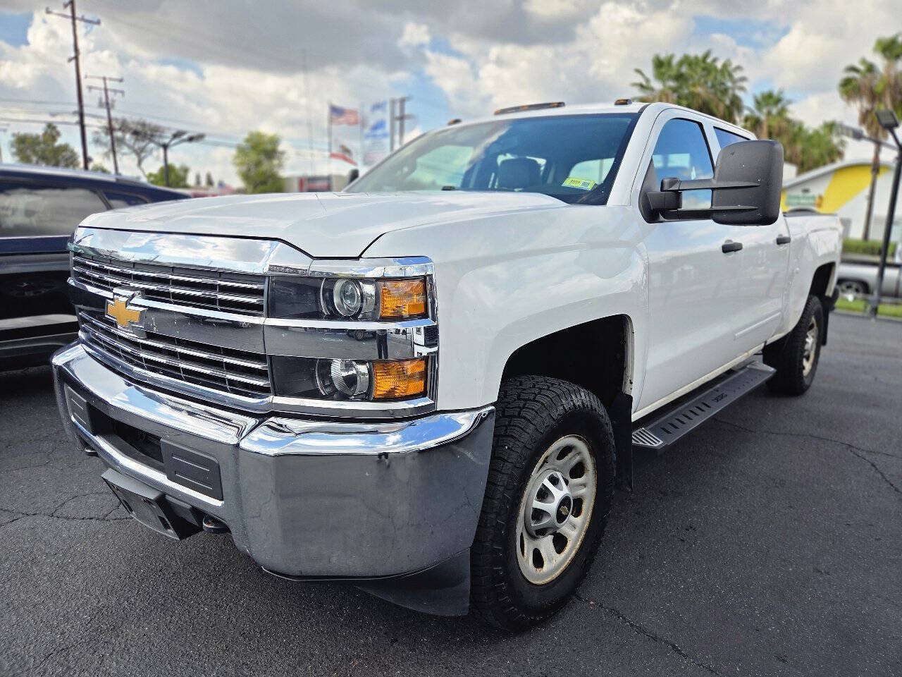 Used 2016 Chevrolet Silverado 3500 W/T w/ Snow Plow Prep Package AWD/4WD image 2
