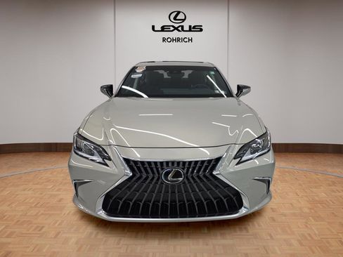 Used 2024 Lexus ES 350 Luxury image 5