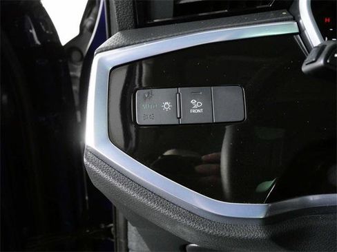 Used 2024 Audi Q3 2.0T Premium Plus image 23