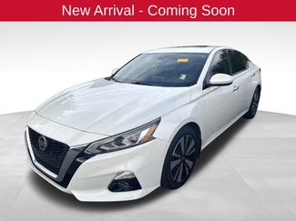 Used 2019 Nissan Altima 2.5 SL FWD video 1