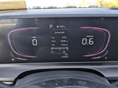 Used 2025 Kia Seltos S image 31