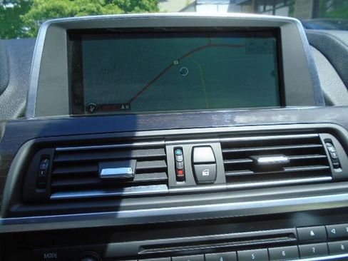 Used 2012 BMW 650i Convertible RWD image 15