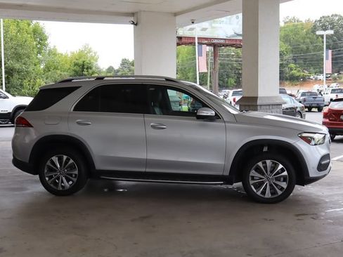 Used 2020 Mercedes-Benz GLE 350 4MATIC w/ Premium Package image 9