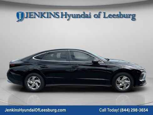 New 2026 Hyundai Sonata SE image 2