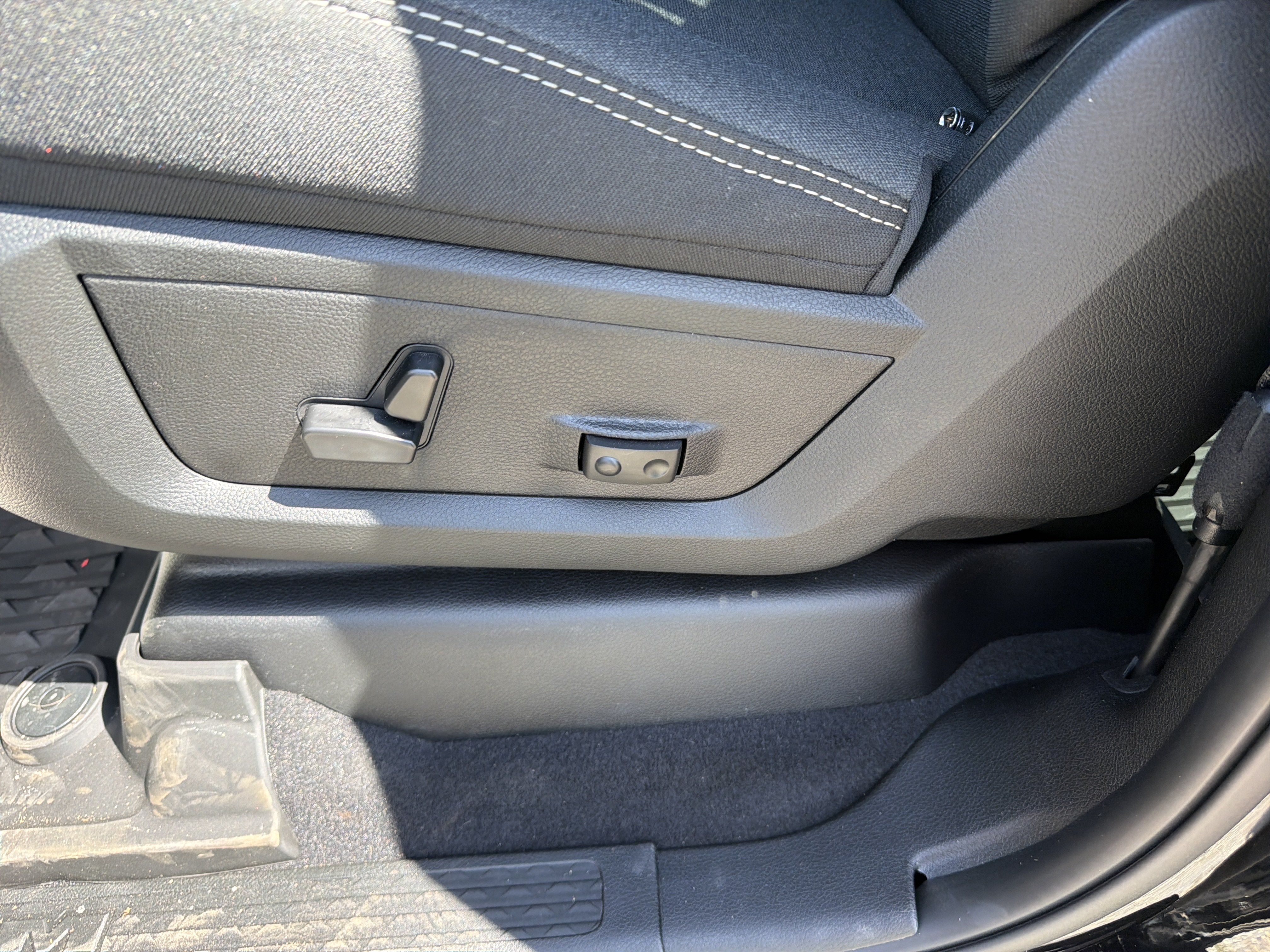 New 2026 RAM 2500 Big Horn AWD/4WD image 16