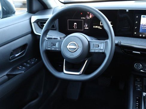 New 2026 Nissan Kicks S image 23