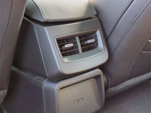 New 2026 Chevrolet Equinox EV LT w/ LPO, Blackout Package image 21