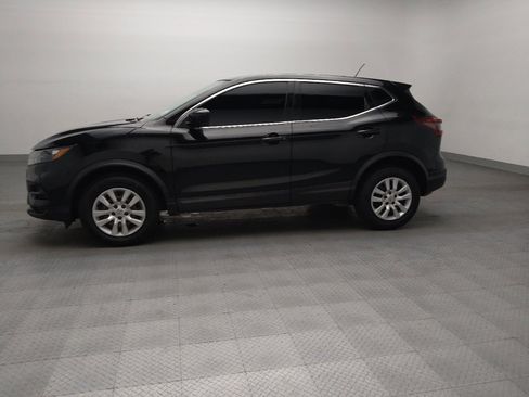 Used 2020 Nissan Rogue Sport S FWD image 2
