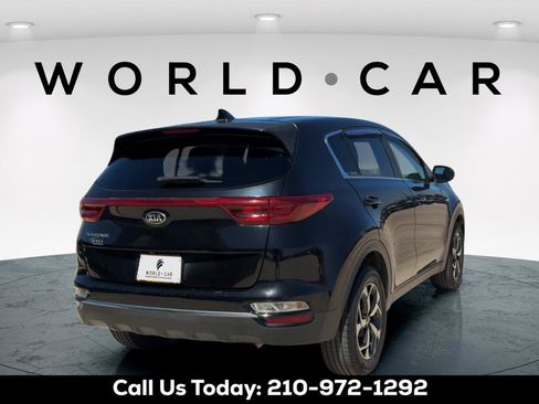 Used 2020 Kia Sportage LX AWD/4WD image 3