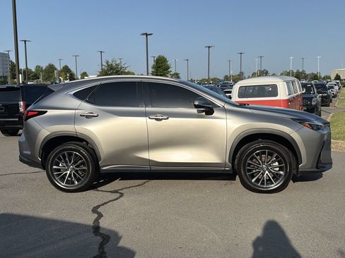 Used 2024 Lexus NX 250 FWD w/ Towing Package (2000 Lbs) image 6