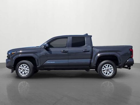 Used 2024 Toyota Tacoma SR5 image 3