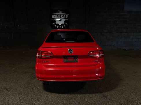Used 2015 Volkswagen Jetta Sport FWD image 5