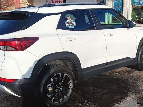 Used 2022 Chevrolet TrailBlazer LT image 28