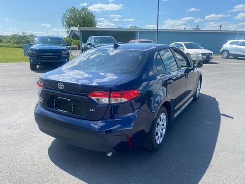 Used 2025 Toyota Corolla LE w/ Convenience Package FWD image 22