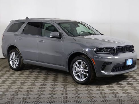Used 2022 Dodge Durango GT image 2