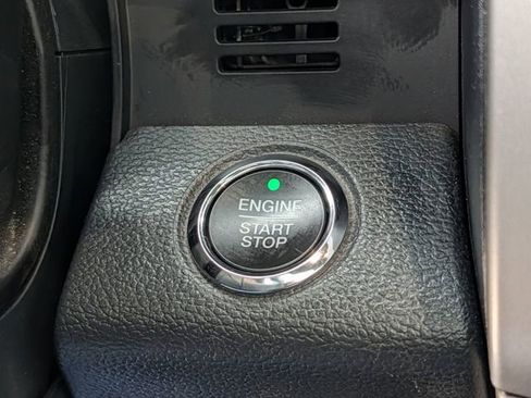 Used 2022 Ford F250 Lariat w/ Tremor Off-Road Package image 17