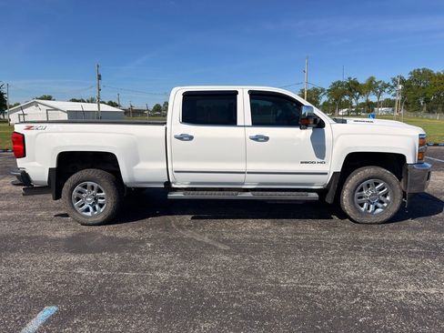 Used 2019 Chevrolet Silverado 2500 LTZ w/ Duramax Plus Package AWD/4WD image 13