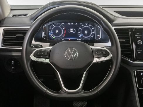 Used 2022 Volkswagen Atlas SE w/ Panoramic Sunroof Package AWD/4WD image 13