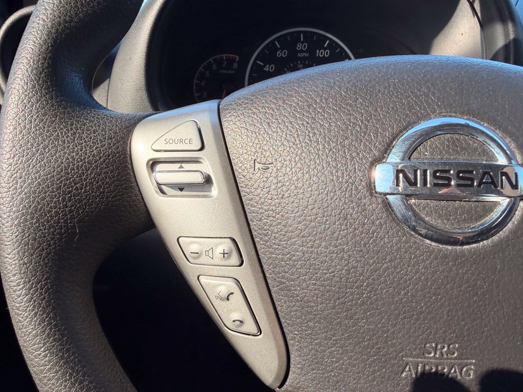 Used 2015 Nissan Versa S FWD image 18