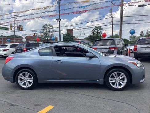 Used 2010 Nissan Altima 2.5 S FWD image 8