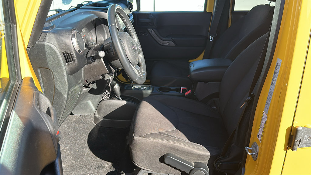 Used 2015 Jeep Wrangler Unlimited Sport w/ Quick Order Package 24S AWD/4WD image 7