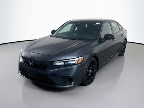 Used 2023 Honda Civic Sport image 4