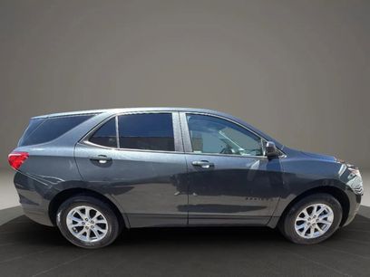 Used 2020 Chevrolet Equinox LS w/ LS Convenience Package