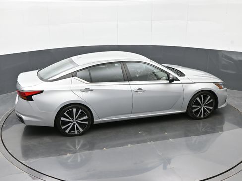 Used 2022 Nissan Altima 2.5 SR image 32