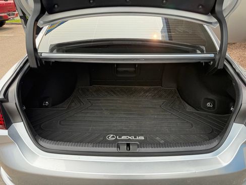 Used 2022 Lexus ES 350 w/ Premium Package FWD image 13