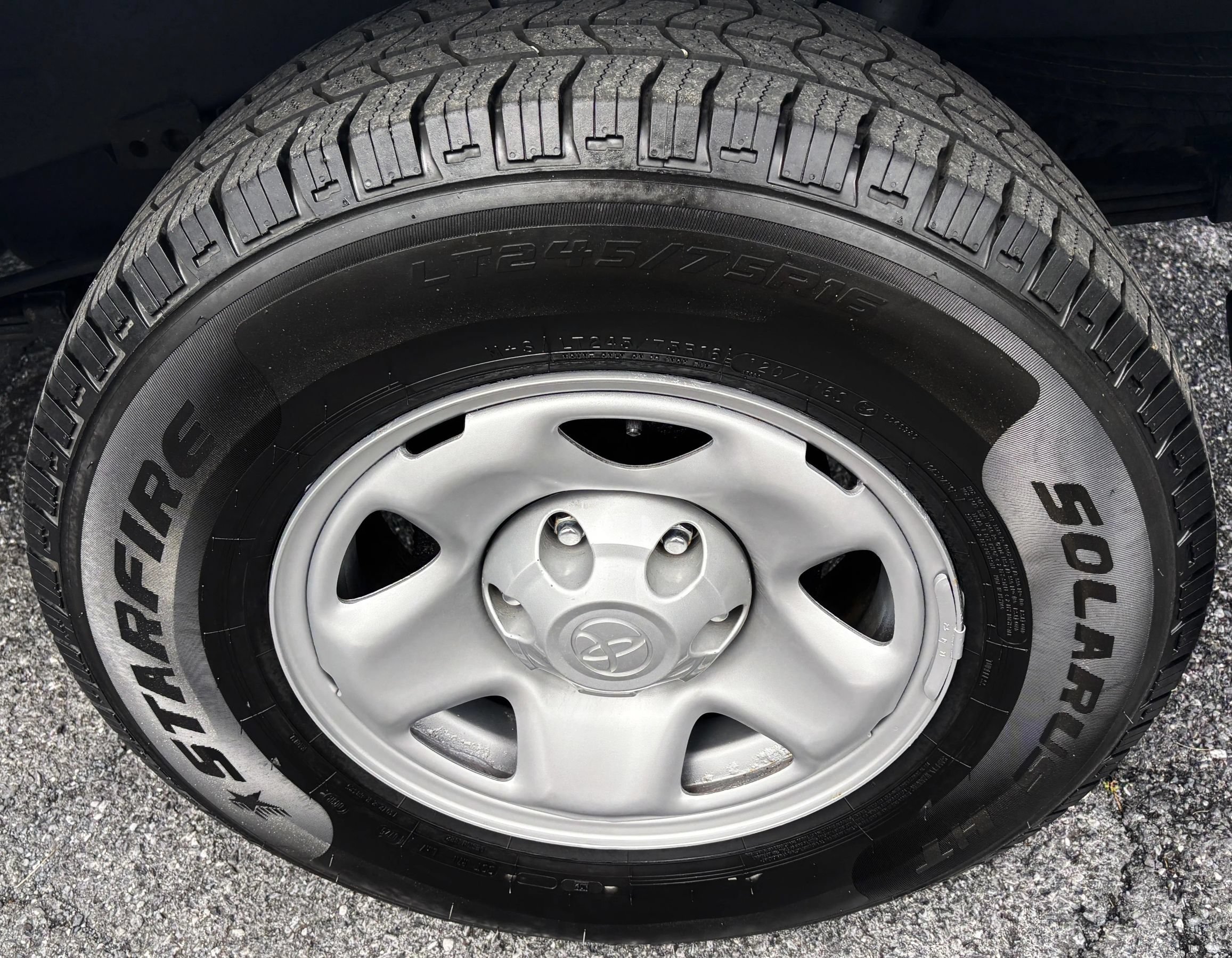 Used 2015 Toyota Tacoma 4x4 Access Cab w/ SR5 Package image 8