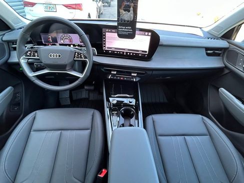 New 2026 Audi Q3 quattro 2.0T AWD/4WD image 10