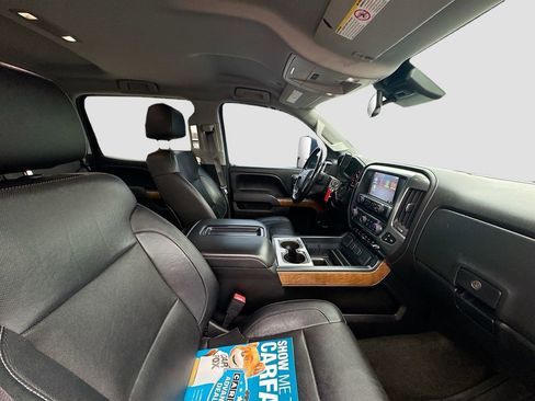 Used 2015 Chevrolet Silverado 3500 LTZ image 29