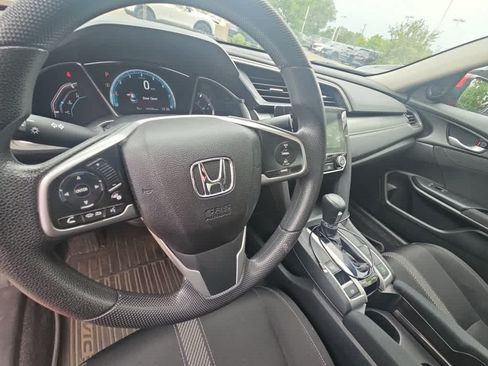 Used 2018 Honda Civic EX image 7