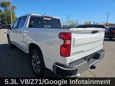 Used 2022 Chevrolet Silverado 1500 LT AWD/4WD image 5