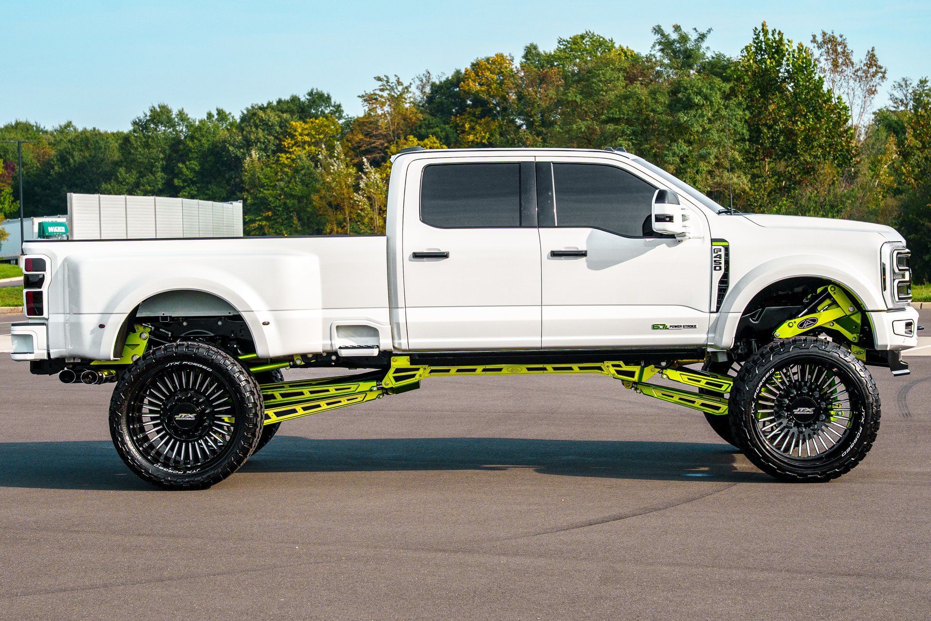Used 2026 Ford F450 Platinum w/ Platinum Plus Package AWD/4WD image 12