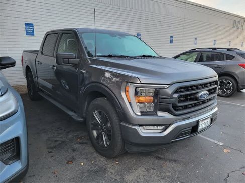 Used 2022 Ford F150 XLT w/ Equipment Group 302A High image 9