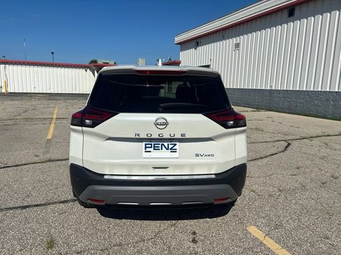Used 2023 Nissan Rogue SV AWD/4WD image 7