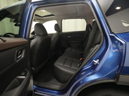 Certified 2023 Nissan Rogue SV w/ SV Premium B Package AWD/4WD image 16