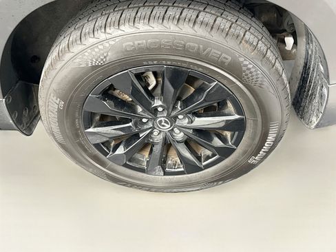 Used 2025 MAZDA CX-50 AWD 2.5 S w/ Preferred Package image 11