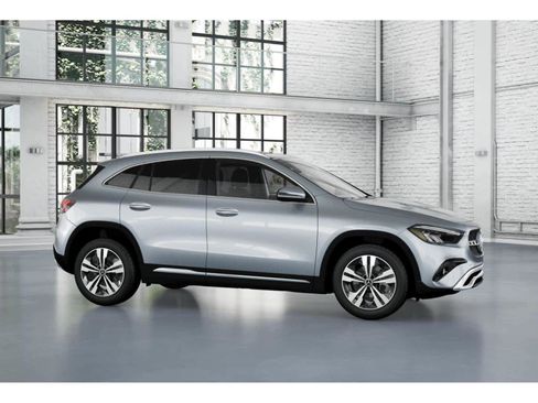 New 2026 Mercedes-Benz GLA 250 image 14