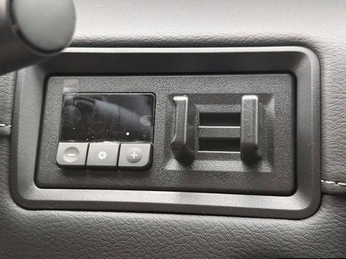 New 2026 Nissan Armada Platinum Reserve AWD/4WD image 17